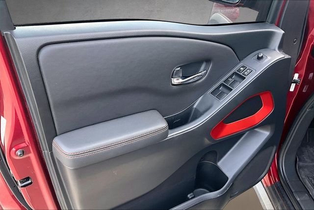 Used 2022 Cardinal Red Nissan PRO-4X image 15