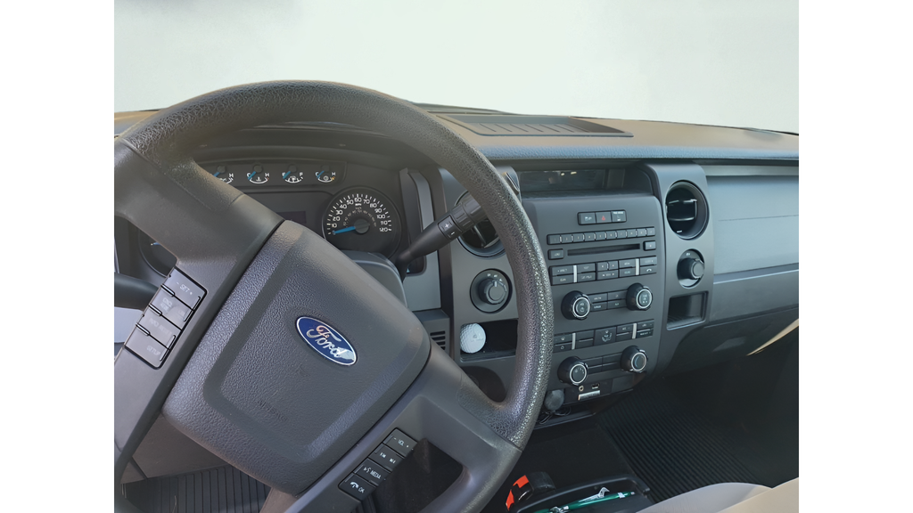 2013 Ford F-150 STX - Photo 13