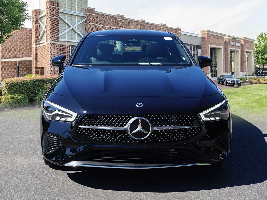 Certified Used 2025 Polar White Mercedes-Benz CLA 250 image 4