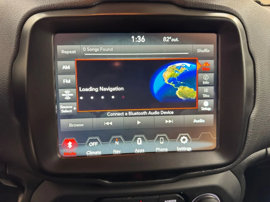 Used 2023 Gray Jeep Latitude image 20
