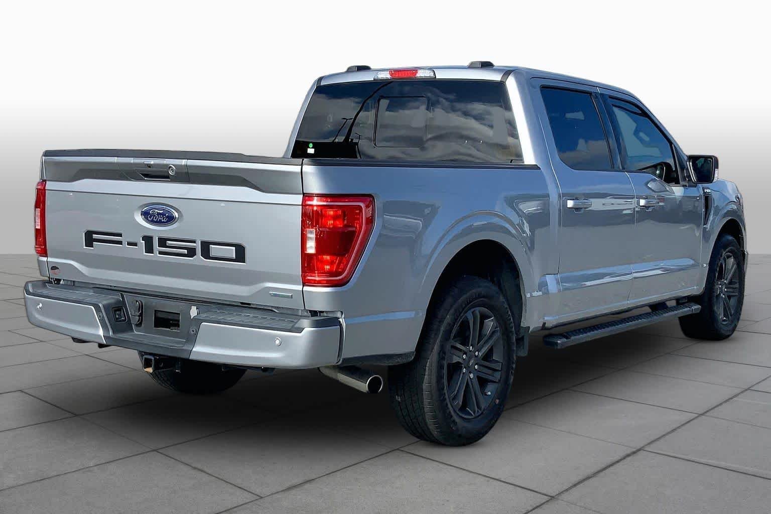 Used 2023 Iconic Silver Metallic Ford XLT image 12