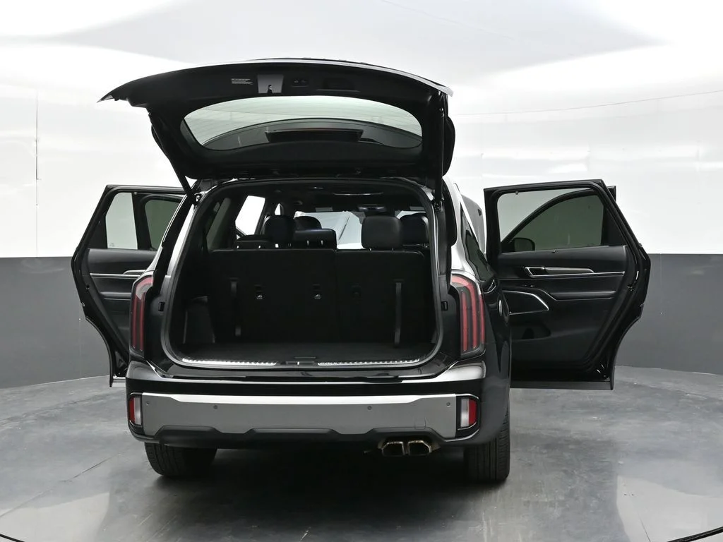 Used 2023 Black Kia SX-Prestige X-Line image 45