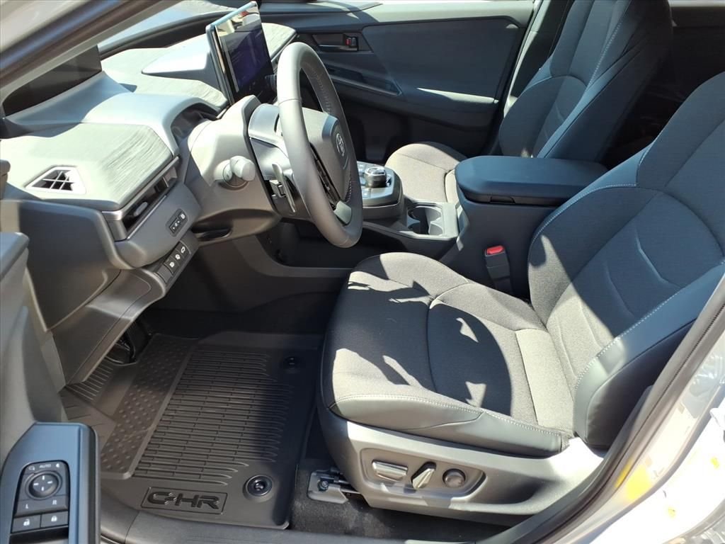 New 2026  Toyota SE image 5