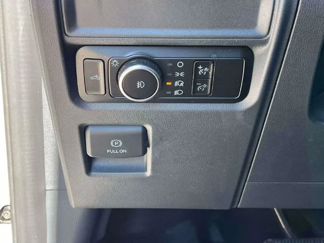 Used 2023 Avalanche Ford XL image 27