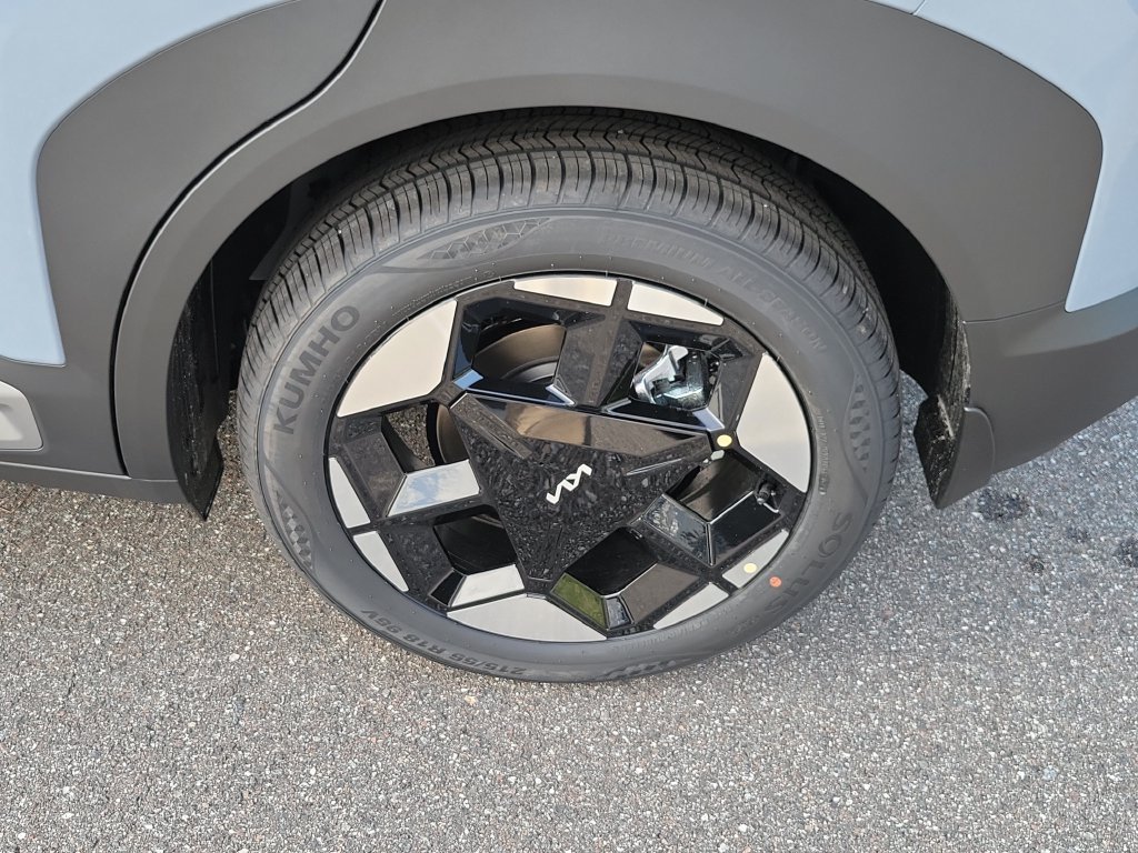 New 2027 Pale Gray Kia EX image 38