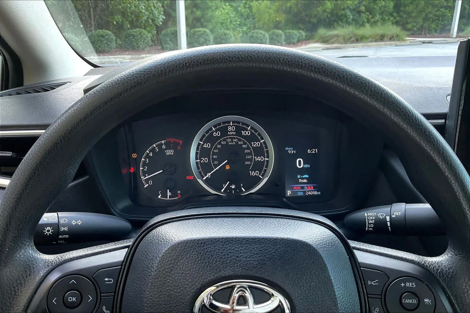 Certified Used 2022 Classic Silver Metallic Toyota LE image 25