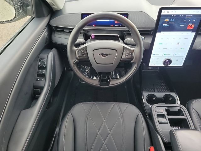Certified Used 2025 Desert Sand Ford Select image 11