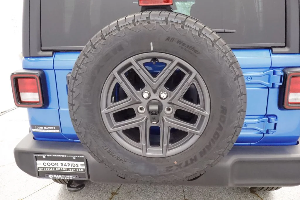 New 2026 Hydro Blue Pearl-Coat Exterior Paint Jeep Sport S image 10