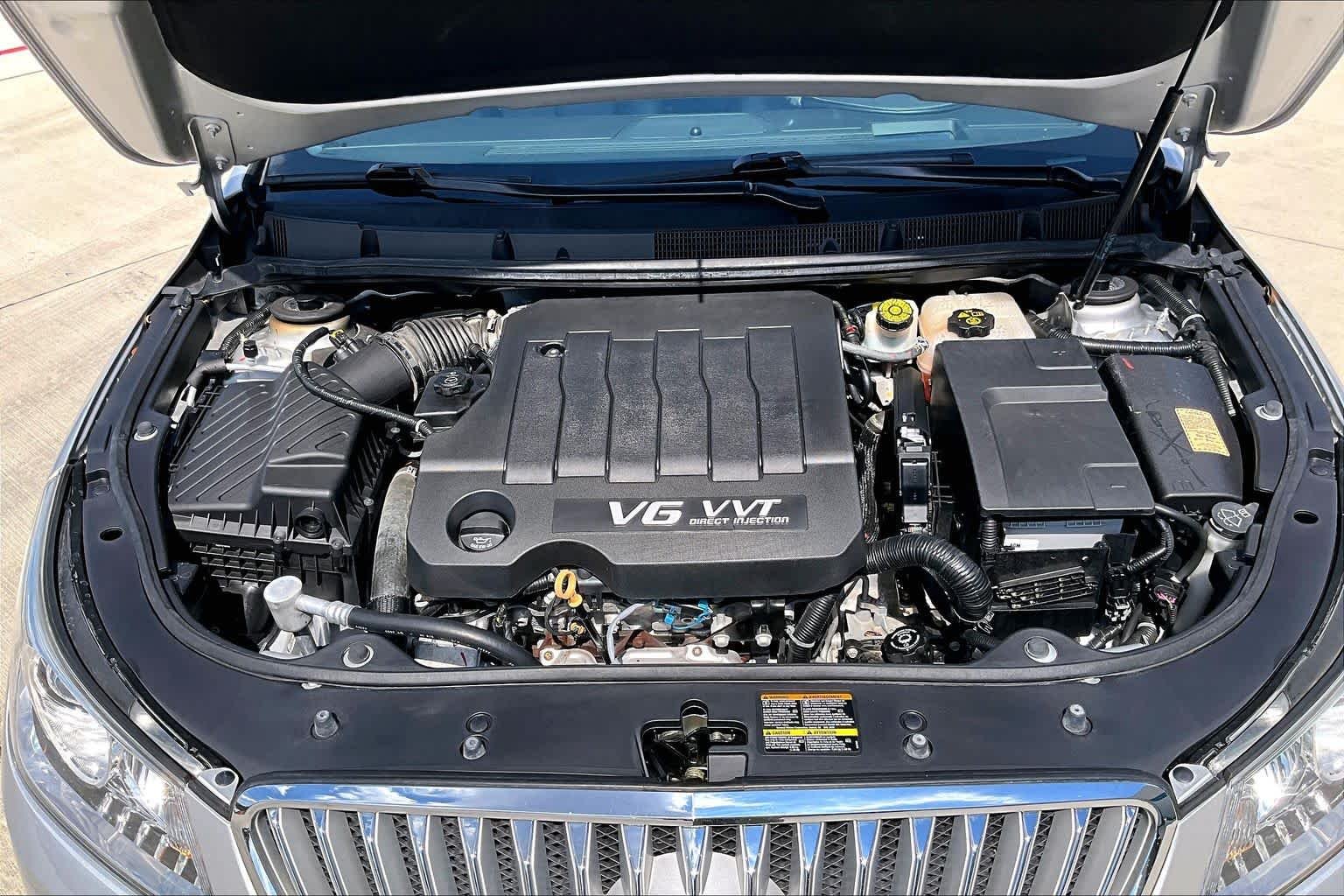 Used 2011 Quicksilver Metallic Buick CXL image 27