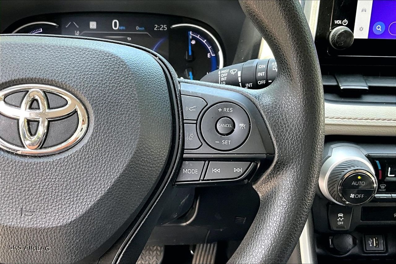 Used 2024 White Toyota XLE image 11