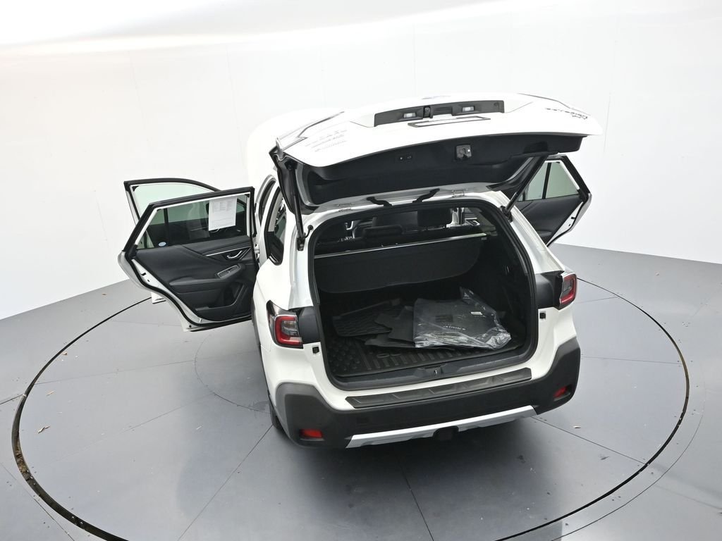 Used 2025 Crystal White Pearl Subaru Limited XT image 38