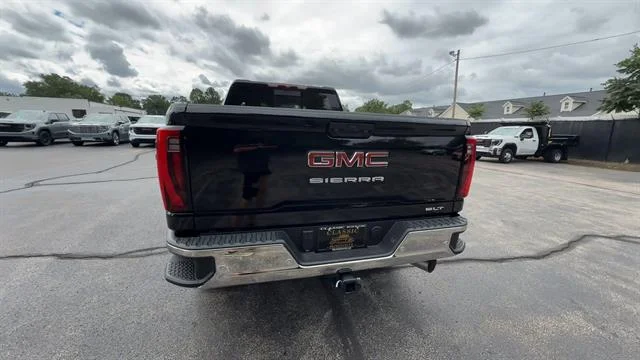 New 2026 Onyx Black GMC SLT image 5