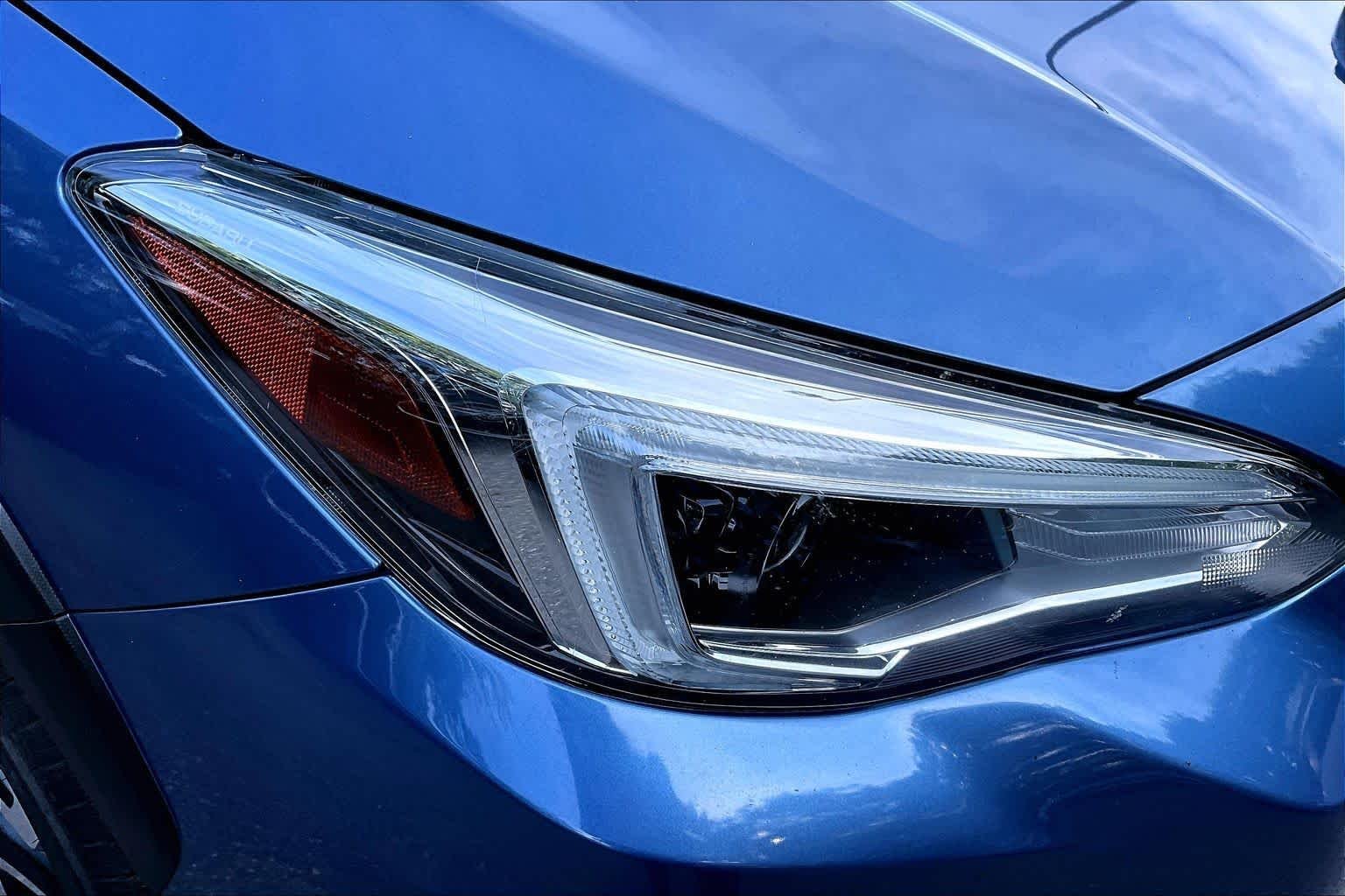 Used 2020 Quartz Blue Pearl Subaru Limited image 26