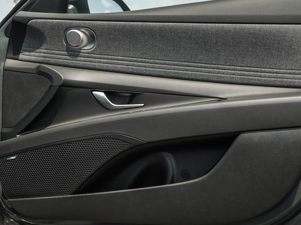 New 2026 Ecotronic Gray Hyundai Limited Sedan FWD image 8