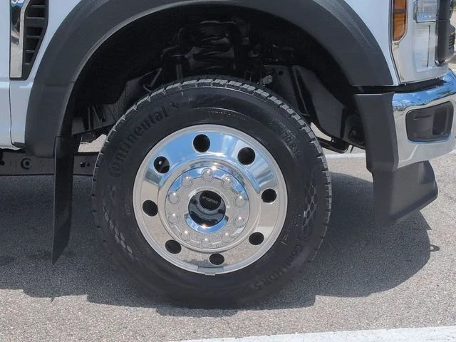 New 2026 Oxford White Ford F-450® XL image 11