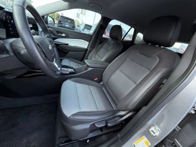 2026 Chevrolet Trax LT - Photo 18