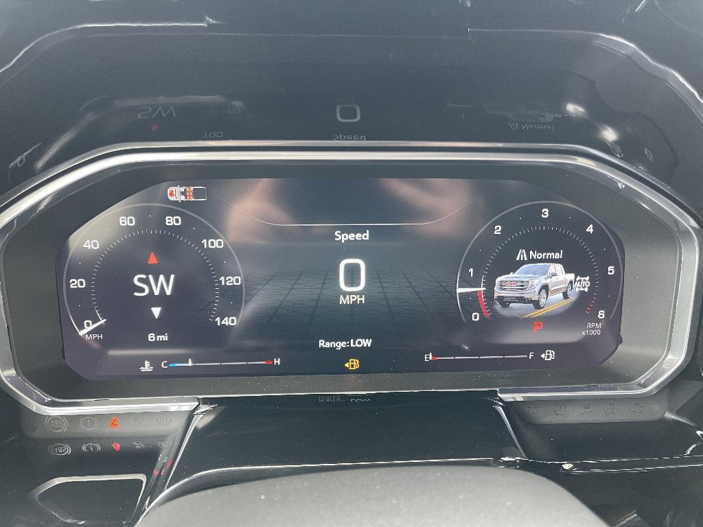 New 2026 Onyx Black GMC Elevation image 23