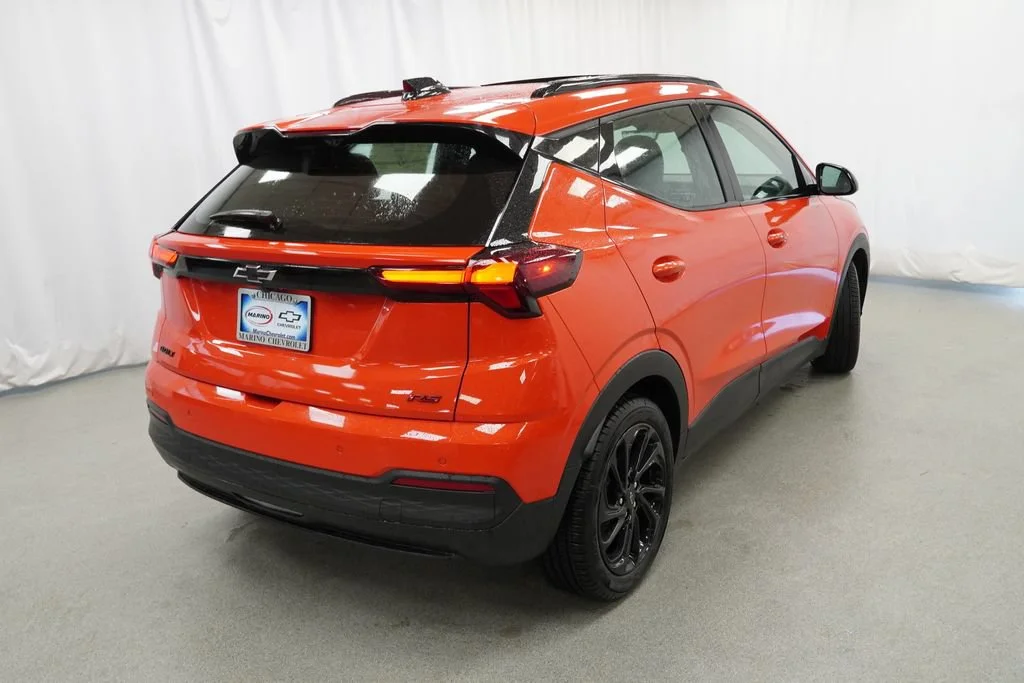 New 2027 Habanero Orange Chevrolet RS image 2