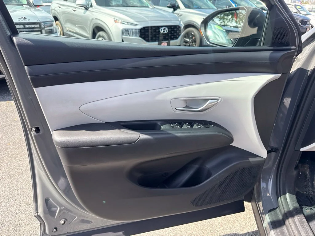 Used 2025 Gray Hyundai SEL image 13