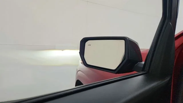 Used 2025 Red Chevrolet LT image 18