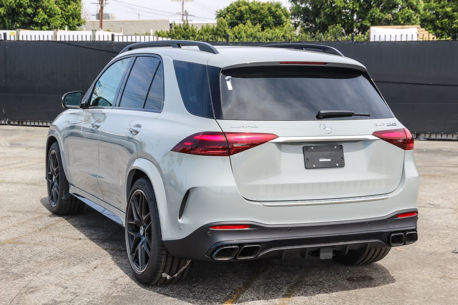 New 2026 MANUFAKTUR Alpine Grey Mercedes-Benz AMG® GLE 63 S image 6