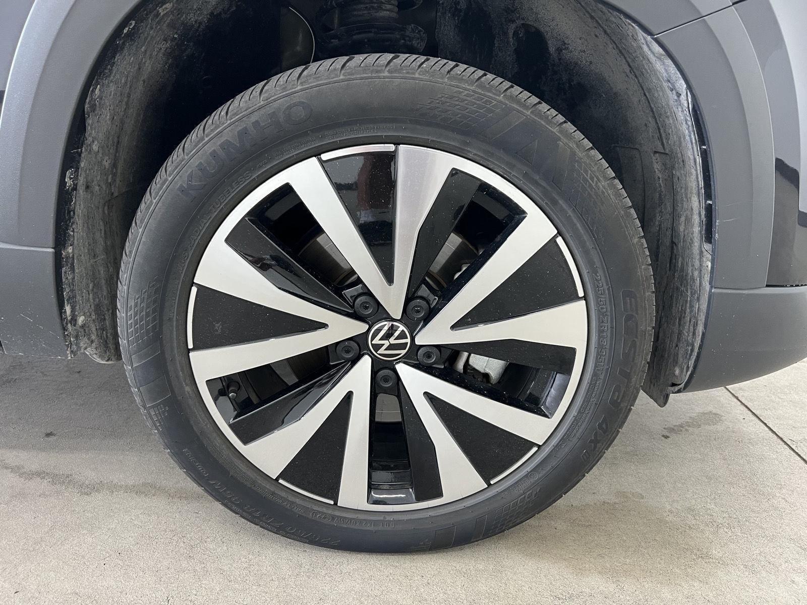 2023 Volkswagen Taos SE - Photo 8
