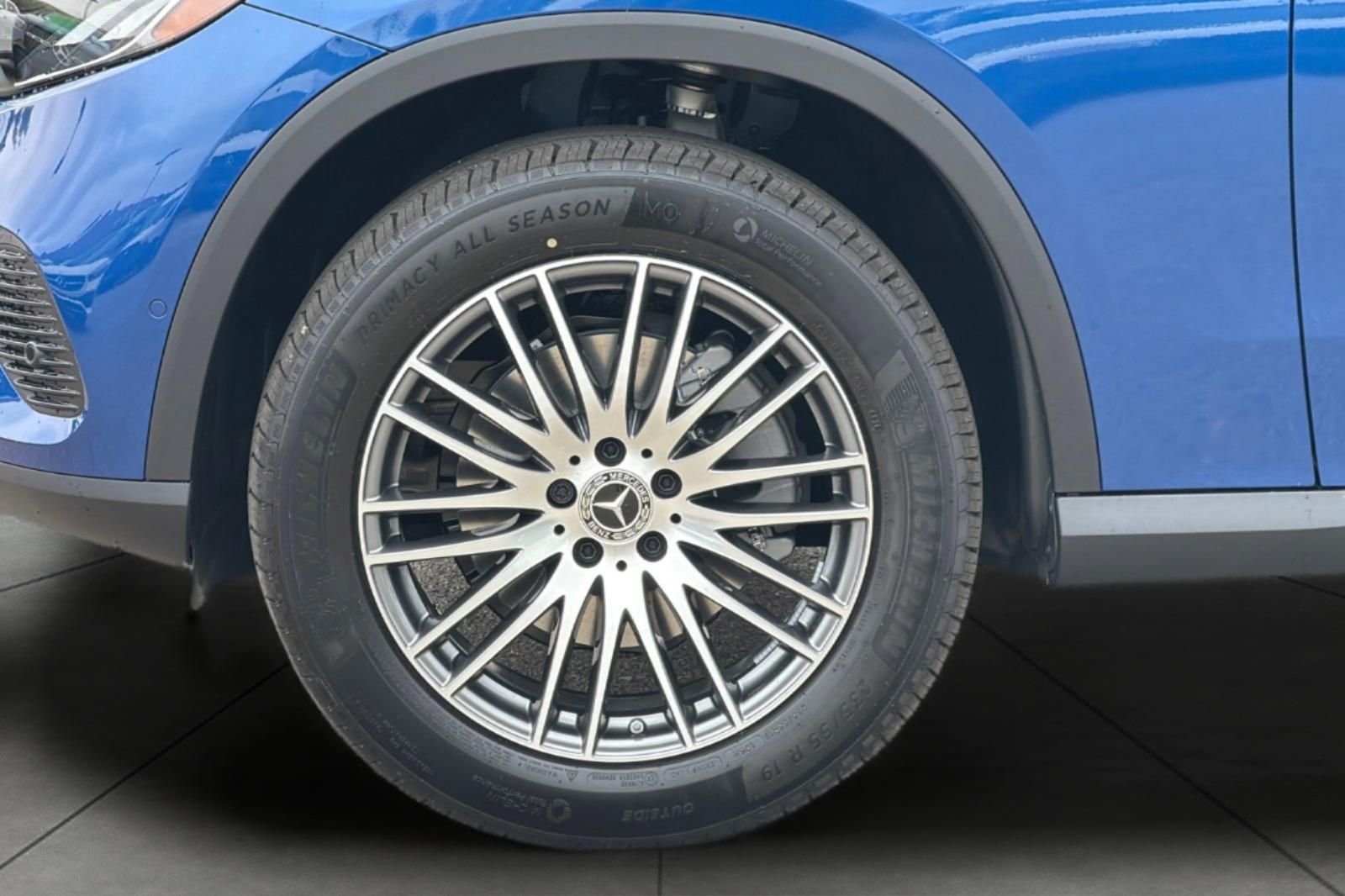 New 2026 Starling Blue Metallic Mercedes-Benz GLC 300 image 5