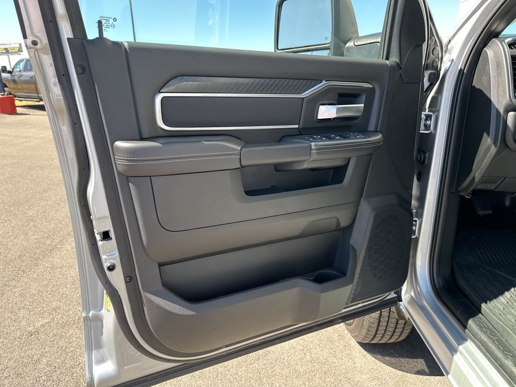 2025 RAM 2500 Big Horn - Photo 12