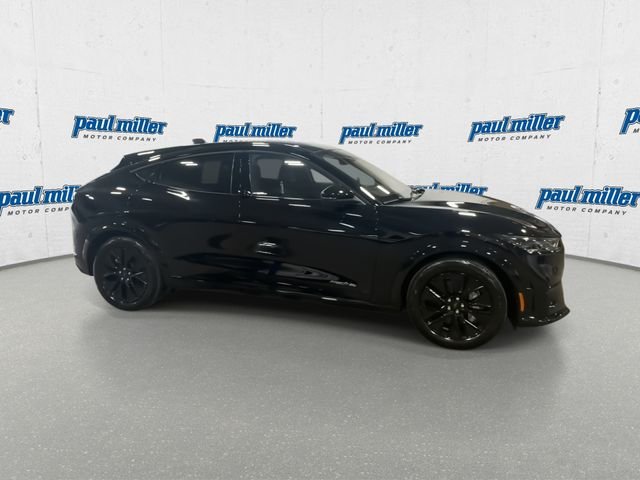 New 2026 Black Ford Premium image 11