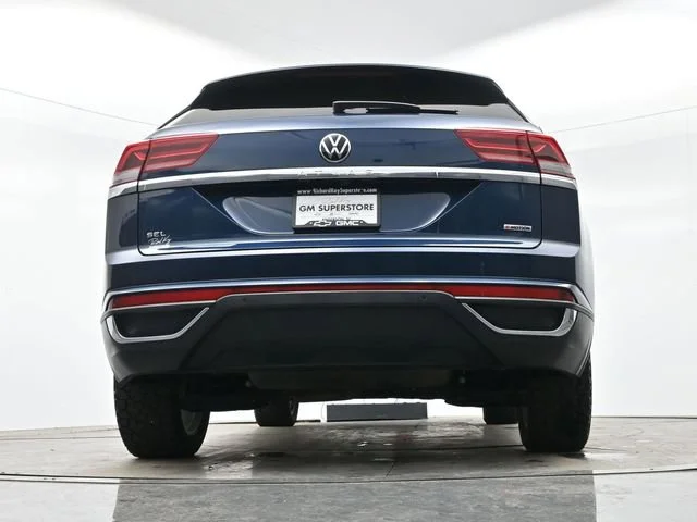 Used 2021 Blue Volkswagen 2.0T SEL image 31
