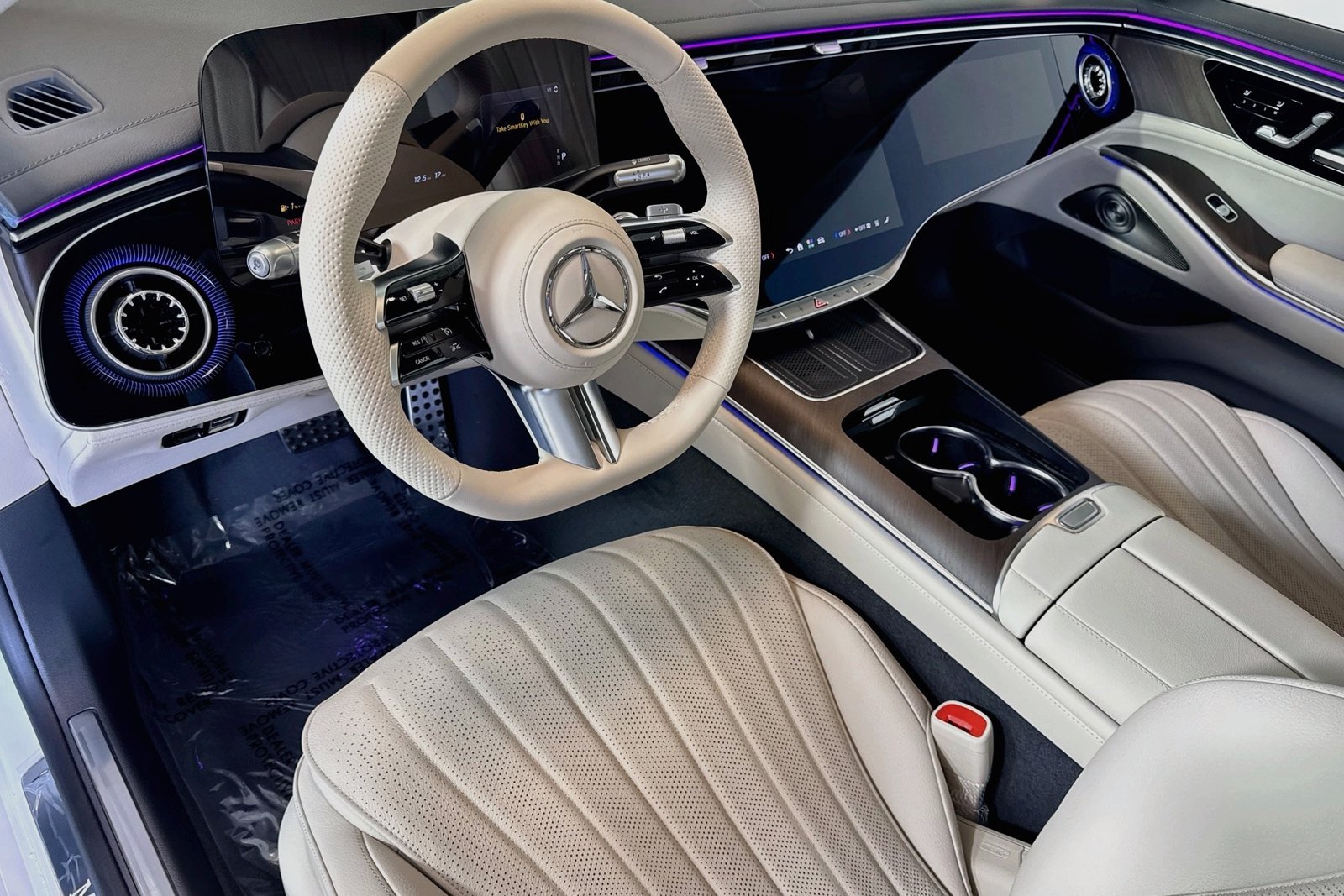 New 2027 MANUFAKTUR Moonlight White Metallic Mercedes-Benz S 500 image 9