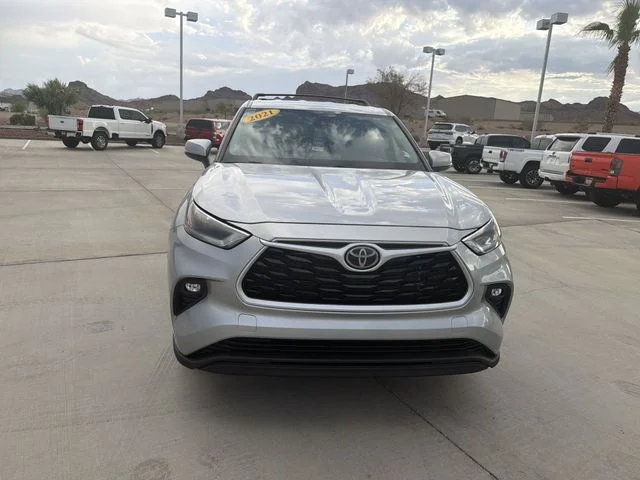 Used 2021 Silver Toyota LE image 2