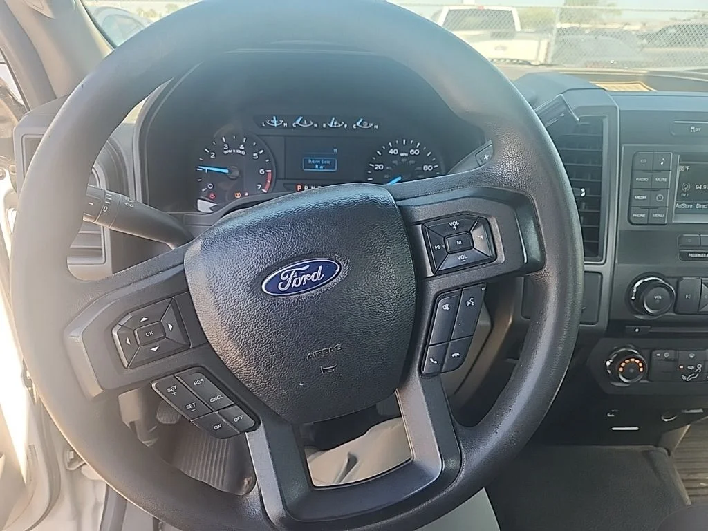 Used 2018 White Ford XL image 20