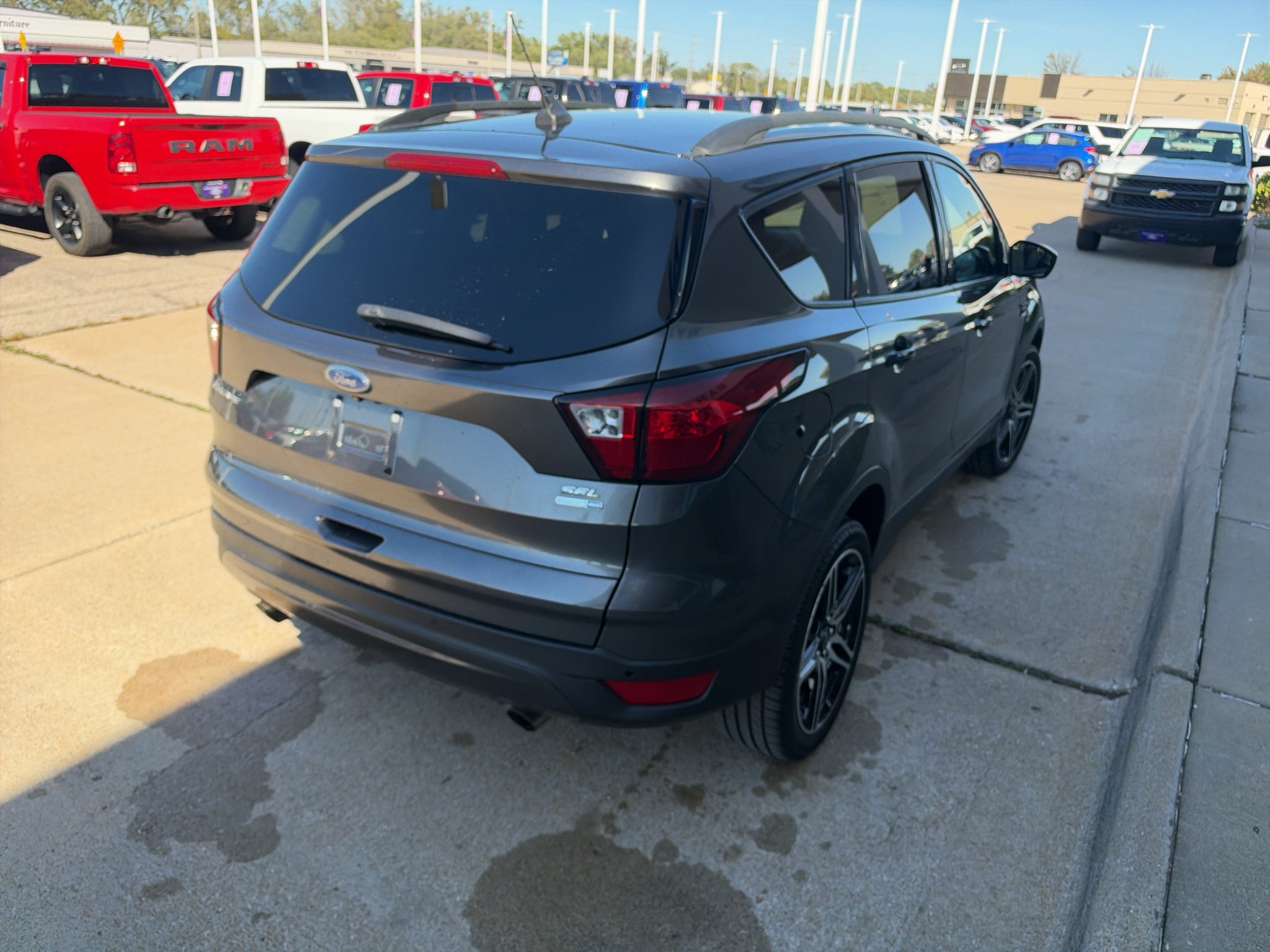 Used 2019 Magnetic Metallic Ford SEL image 6