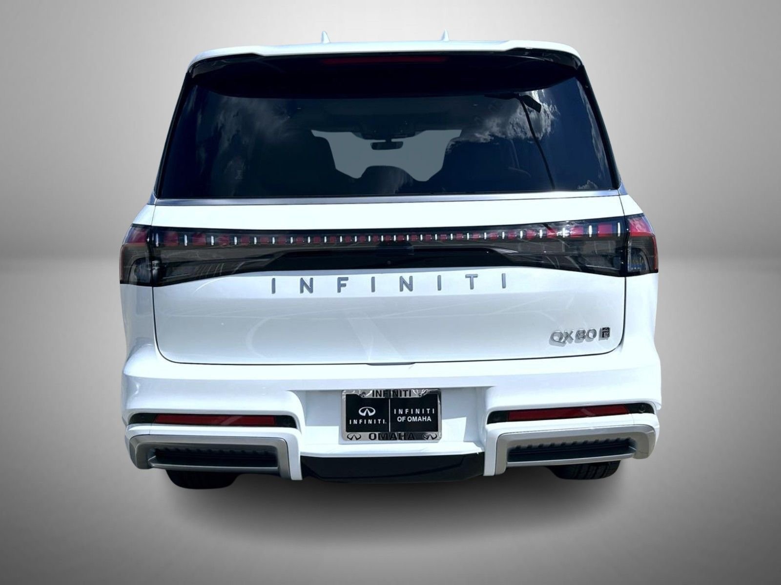 New 2027 RADIANT WHITE INFINITI Luxe 4WD image 6