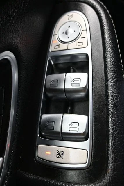 Used 2019 Black Mercedes-Benz C 300 image 34