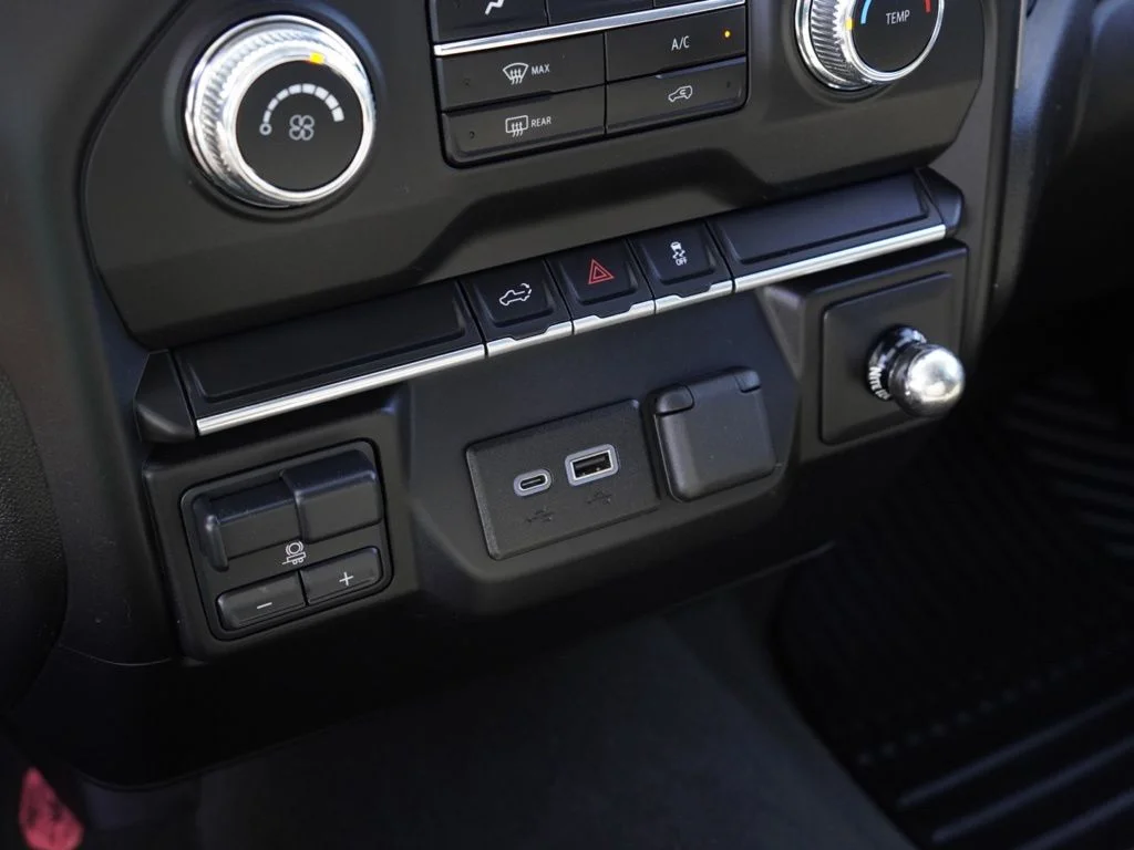 Certified Used 2022 White GMC Pro image 16