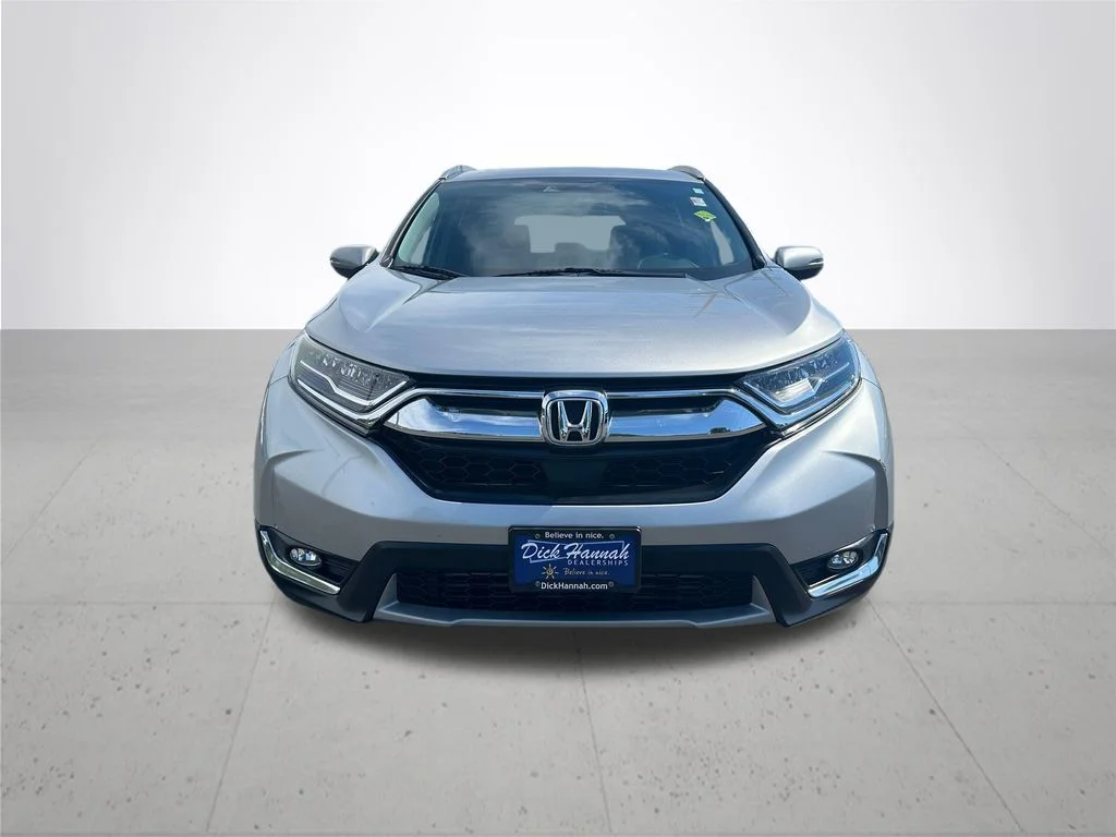 Used 2018 Silver Honda Touring image 3