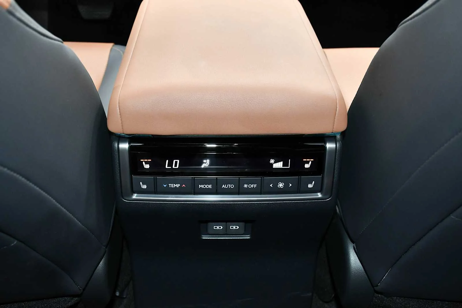 Used 2026 Eminent White Pearl Lexus Premium+ image 25