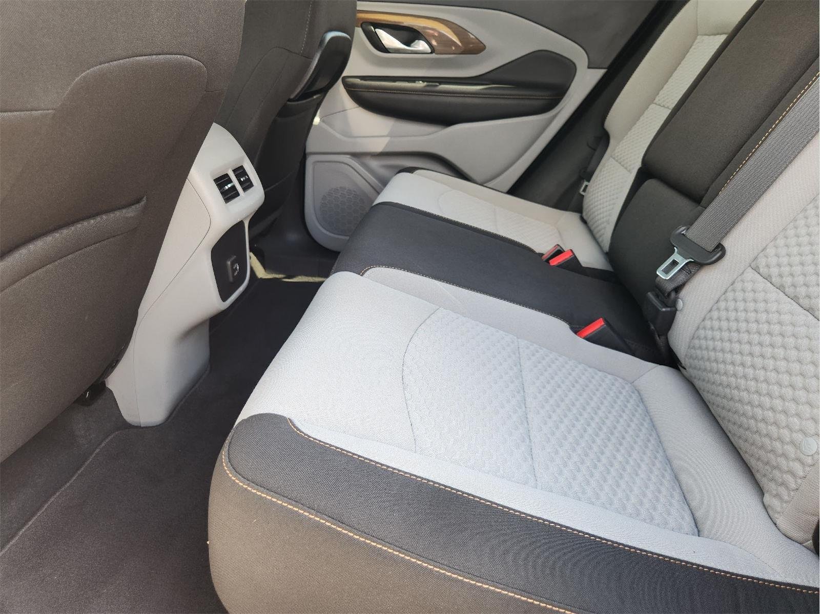 2020 GMC Terrain SLE White at Mossy Motors