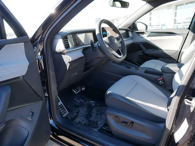 New 2026 Black Volkswagen 2.0T SE R-Line Black image 7