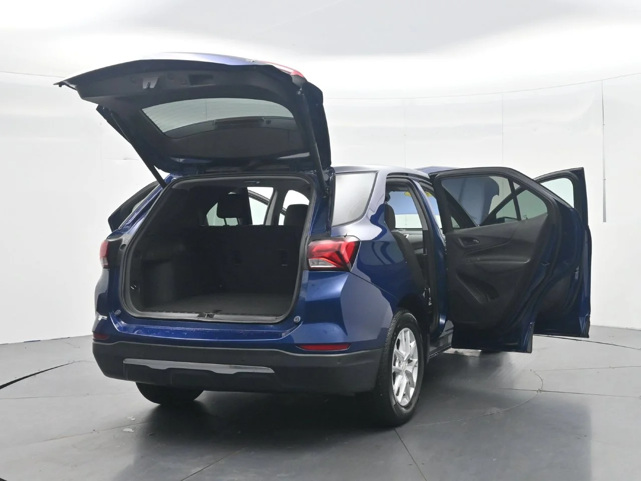 Used 2023 Blue Glow Metallic Chevrolet LT image 43