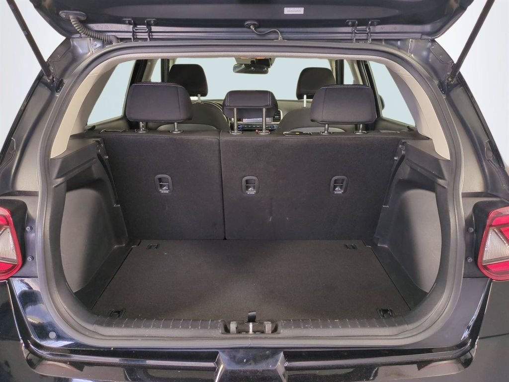 2025 Hyundai Venue SEL - Photo 16