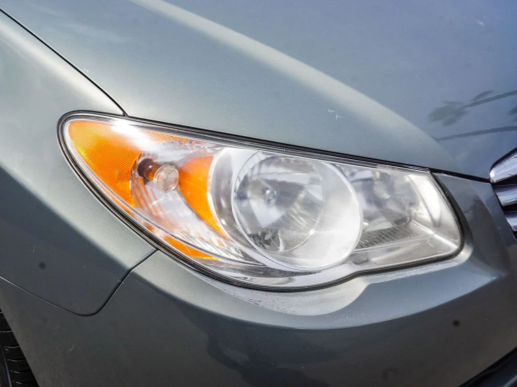 Used 2010 Beige Hyundai GLS image 11