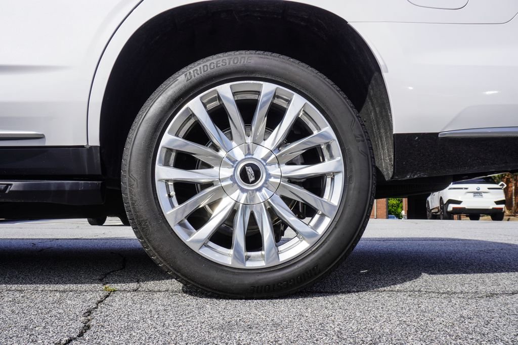 Used 2023 White Cadillac Premium Luxury image 34