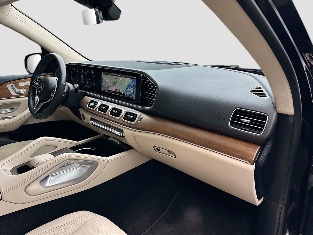 Certified Used 2022 Black Mercedes-Benz GLE 350 image 31