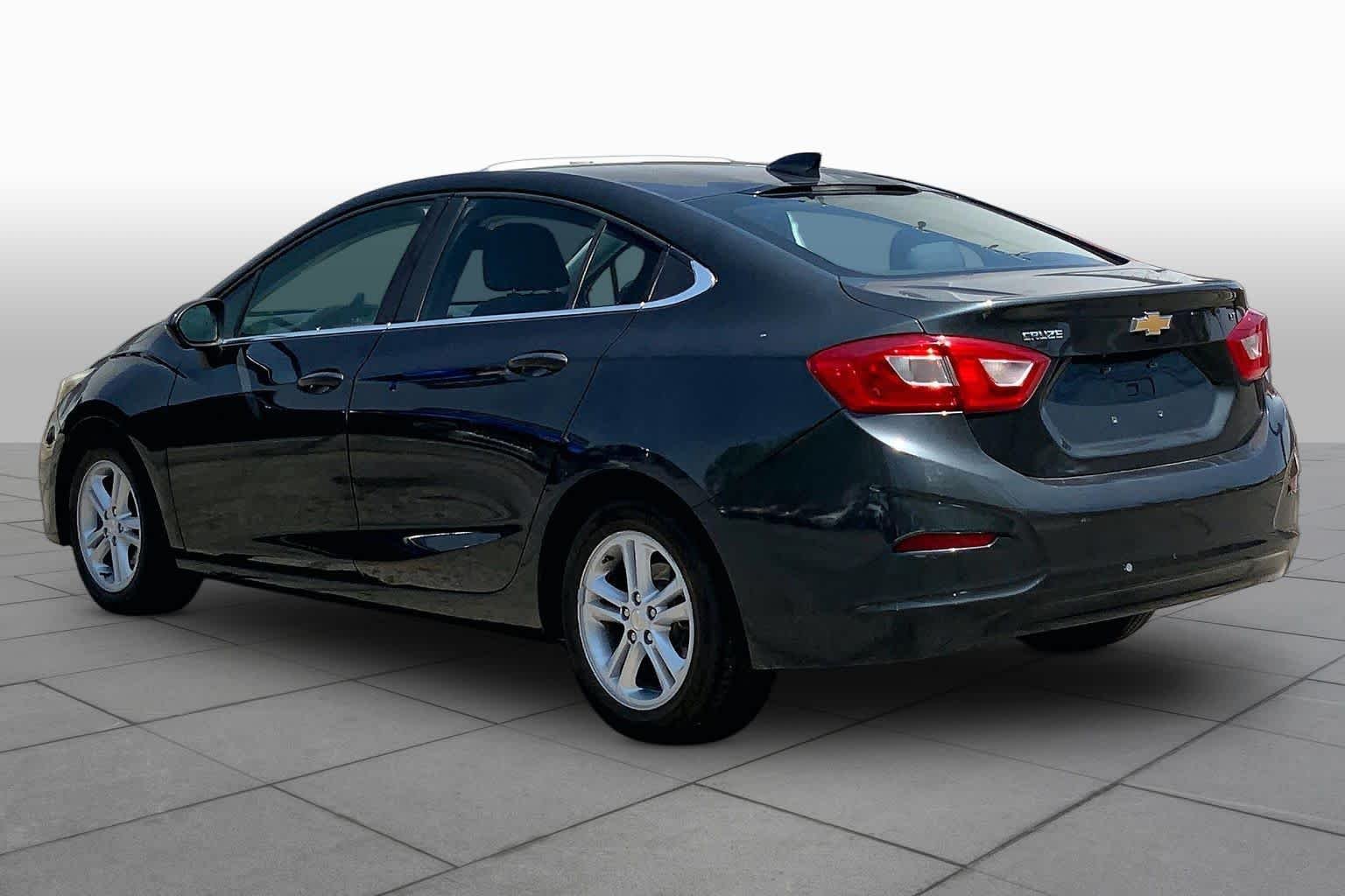 Used 2018 Graphite Metallic Chevrolet LT image 12