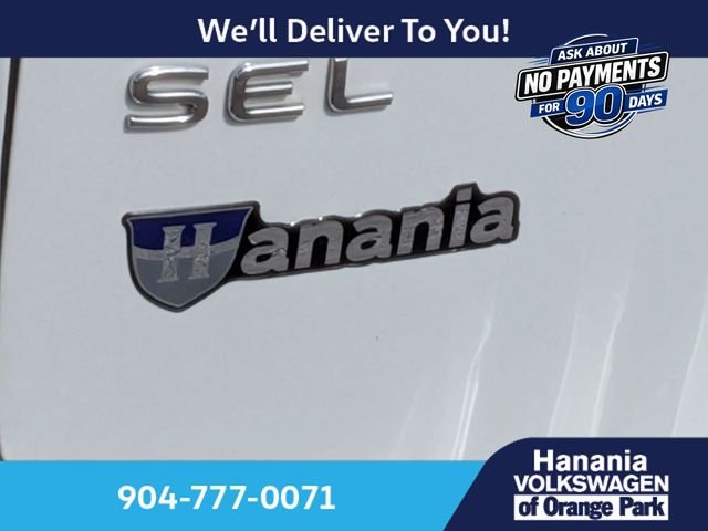 Used 2024 White Volkswagen 2.0T SEL R-Line image 12
