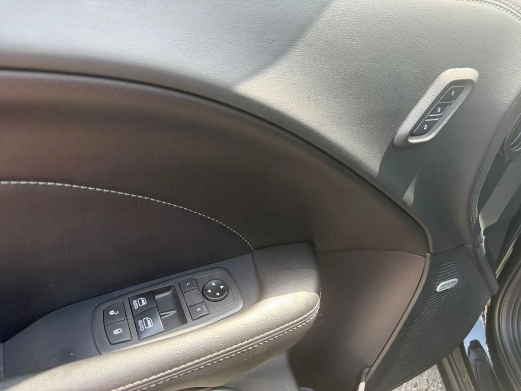 Used 2021 Black Dodge R/T Scat Pack image 11