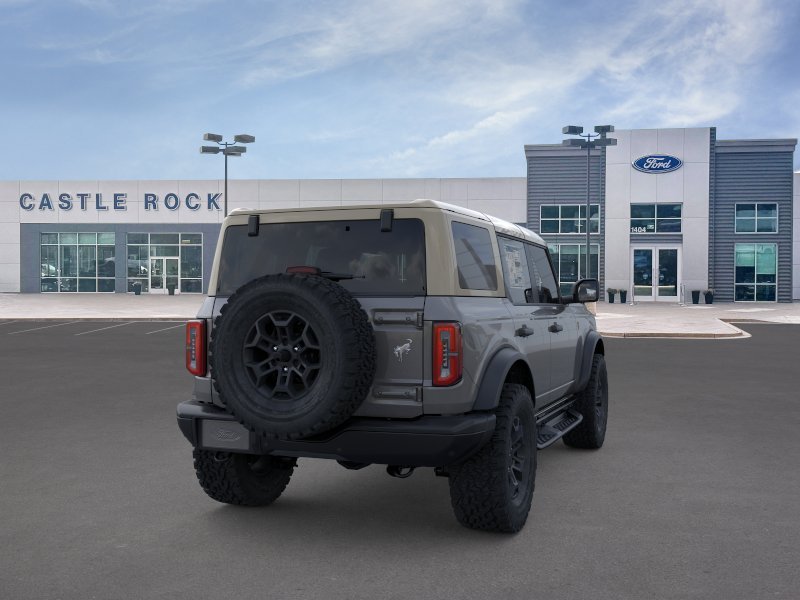 New 2026 Carbonized Gray Metallic Ford Badlands® image 8